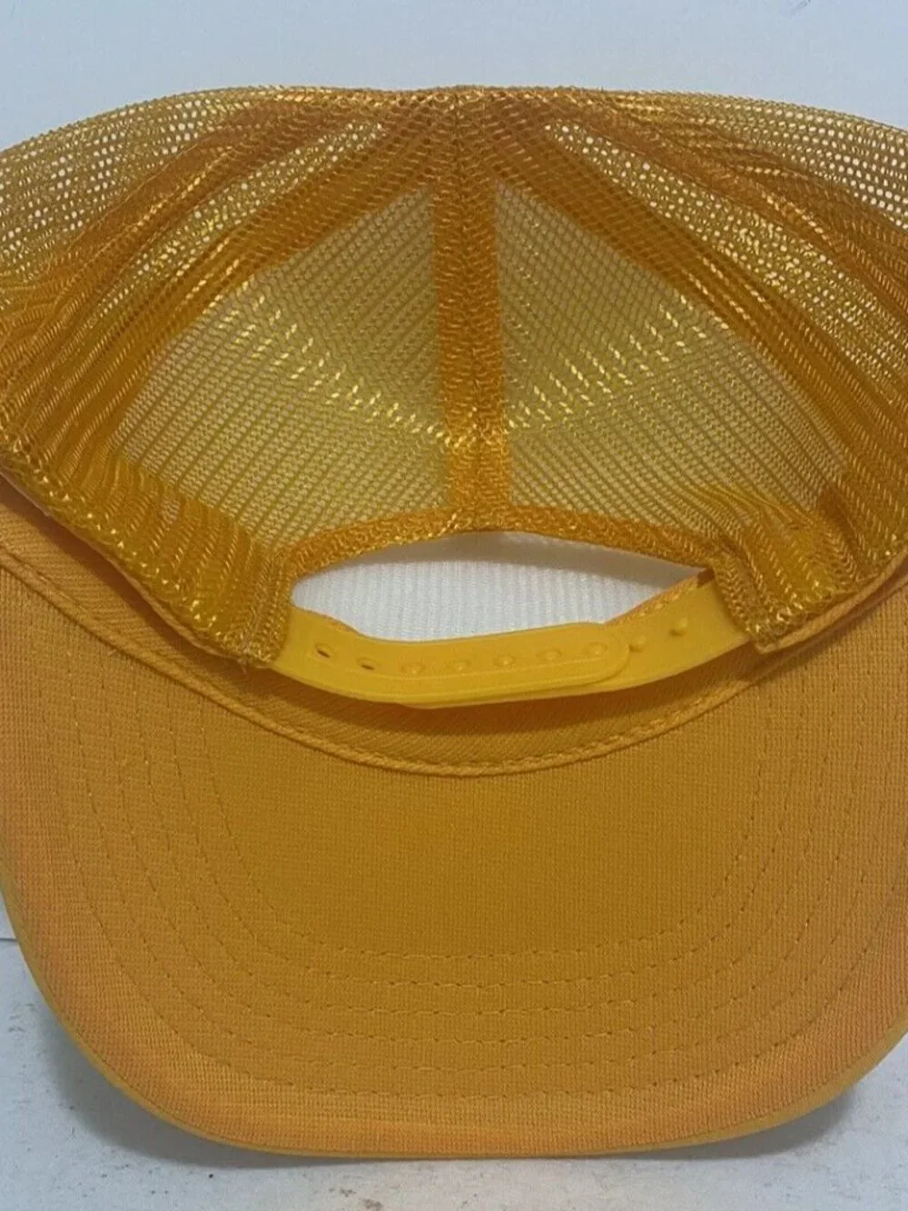 Oscar Mayer Vintage Logo Printed Yellow White Foam Rope Snapback Trucker Hat USA